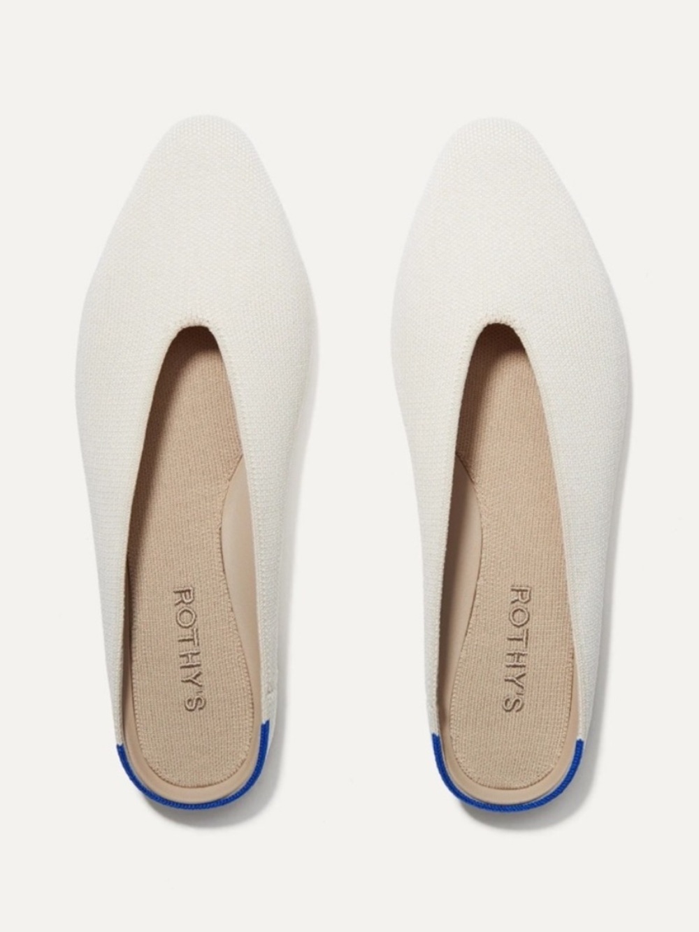 Rothy's size 8 Ivory Knit Pointed Toe Flats with Blue Heel Trim